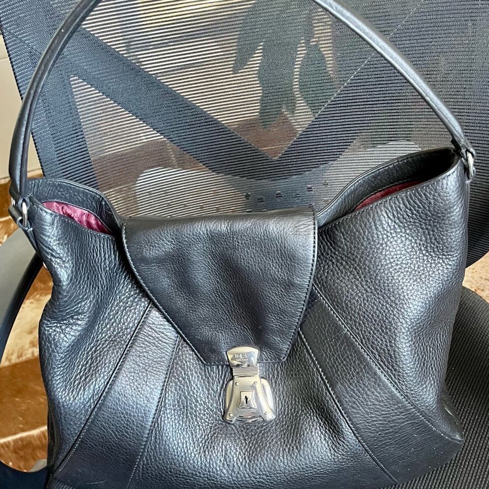 LIKE NEW Ralph Lauren leather purse